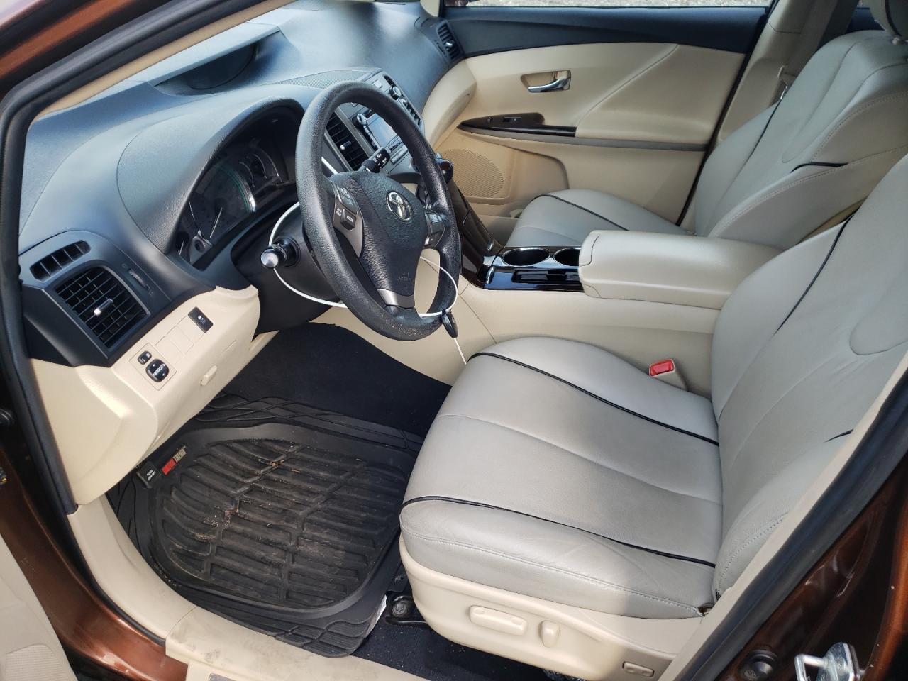 2011 TOYOTA VENZA - Фото 7