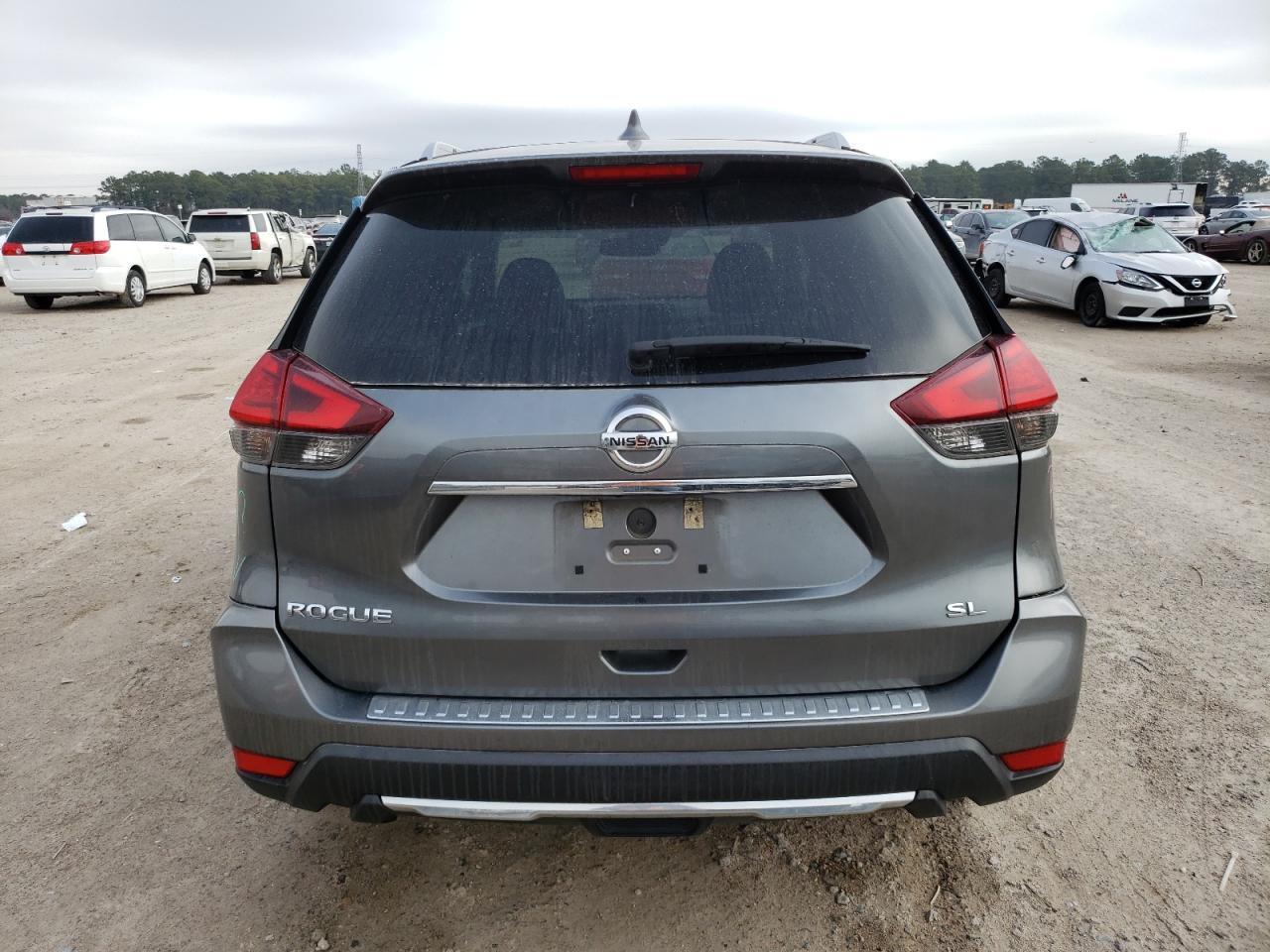 2017 NISSAN ROGUE S - Image 6