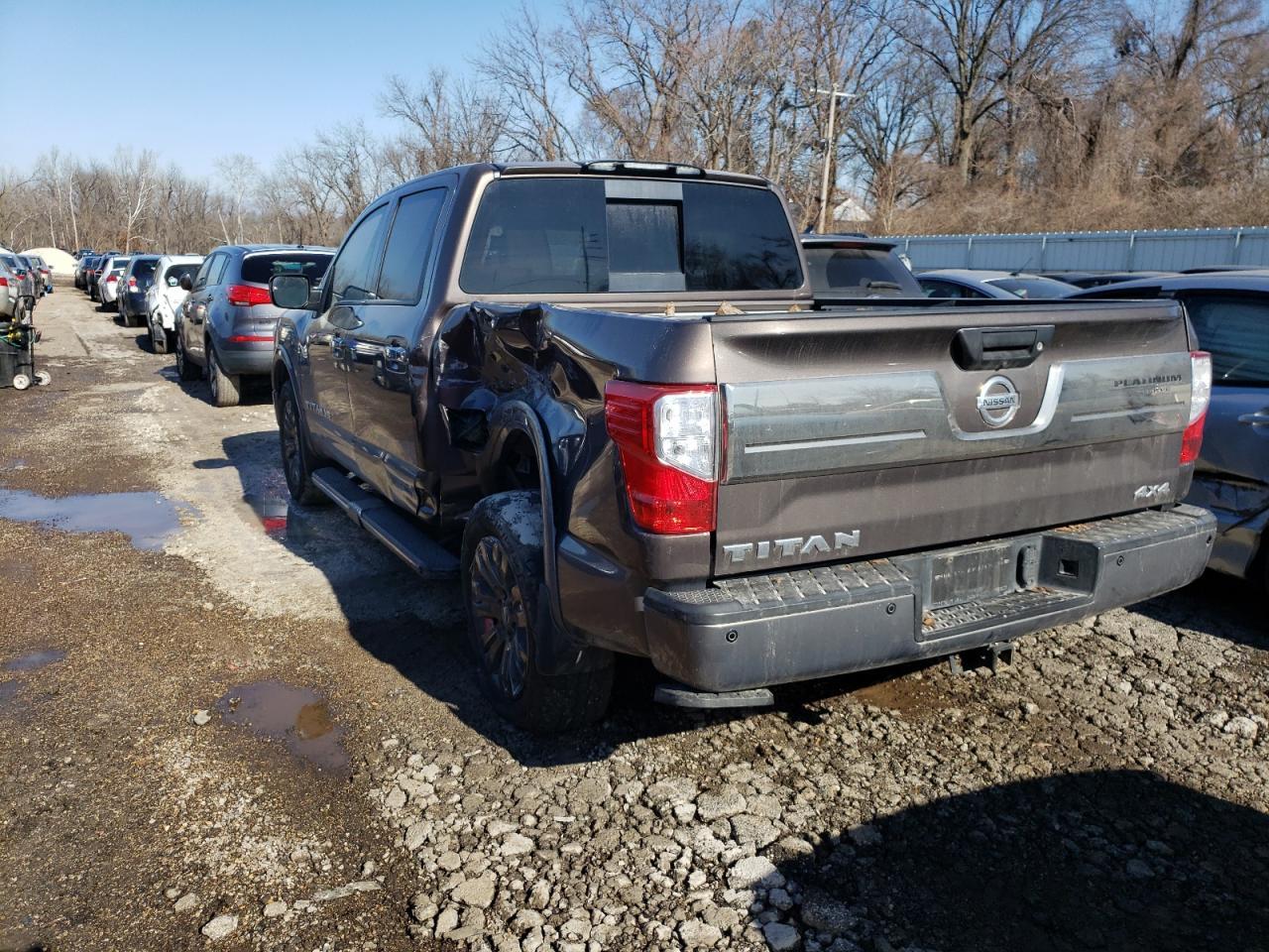 2018 NISSAN TITAN SV - Фото 2