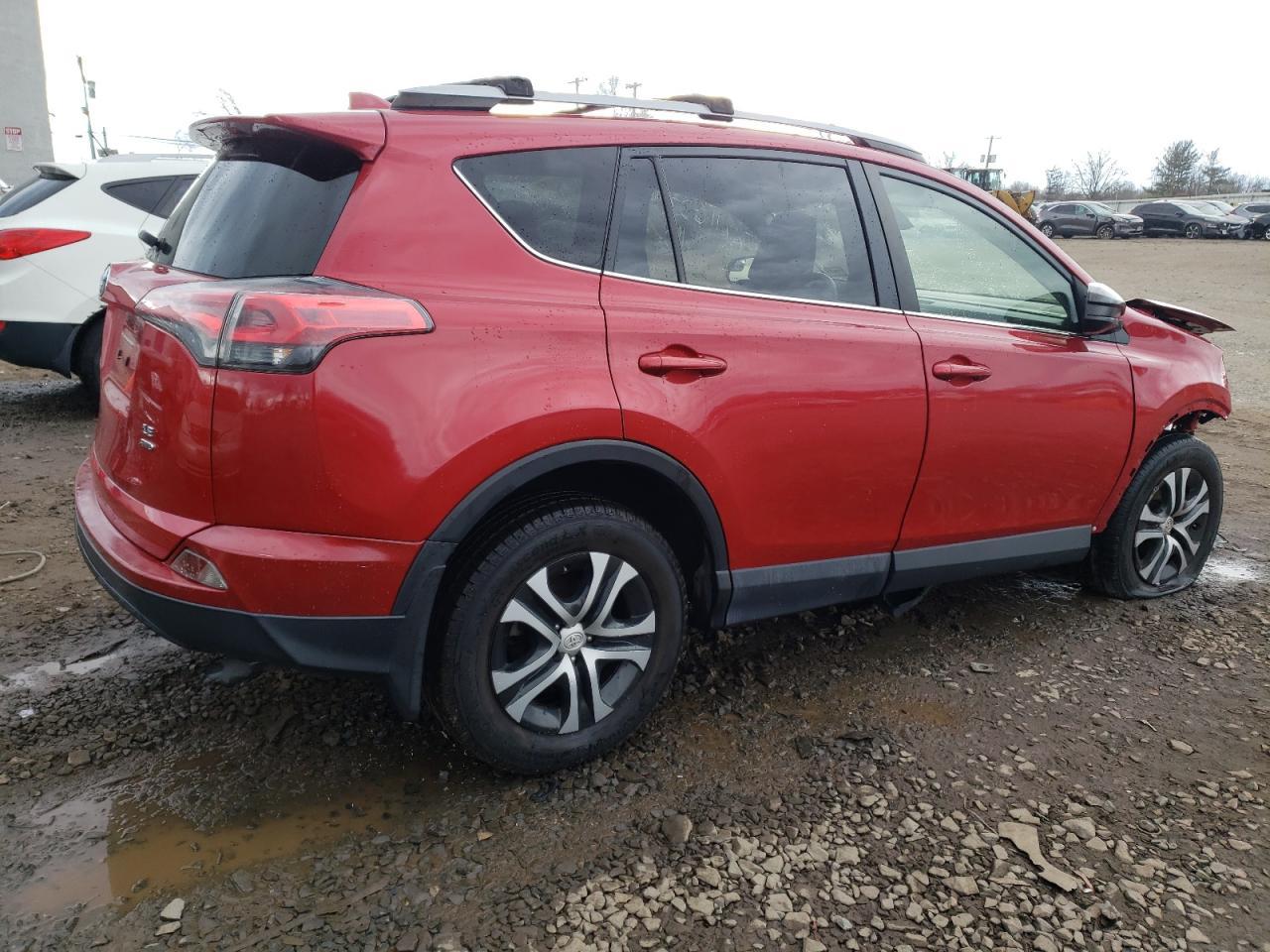 2017 TOYOTA RAV4 LE - Image 3