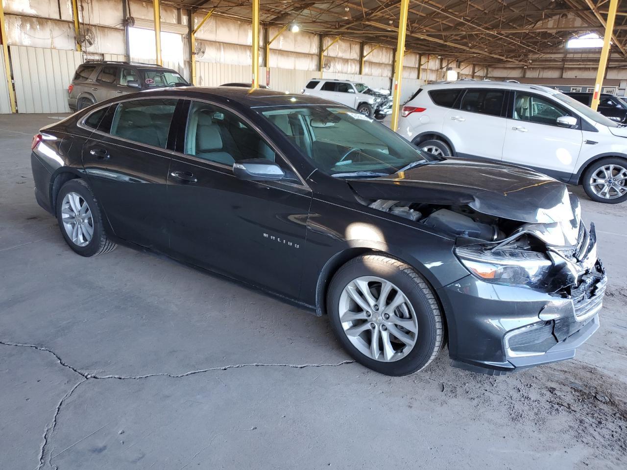2017 CHEVROLET MALIBU LT - Image 4