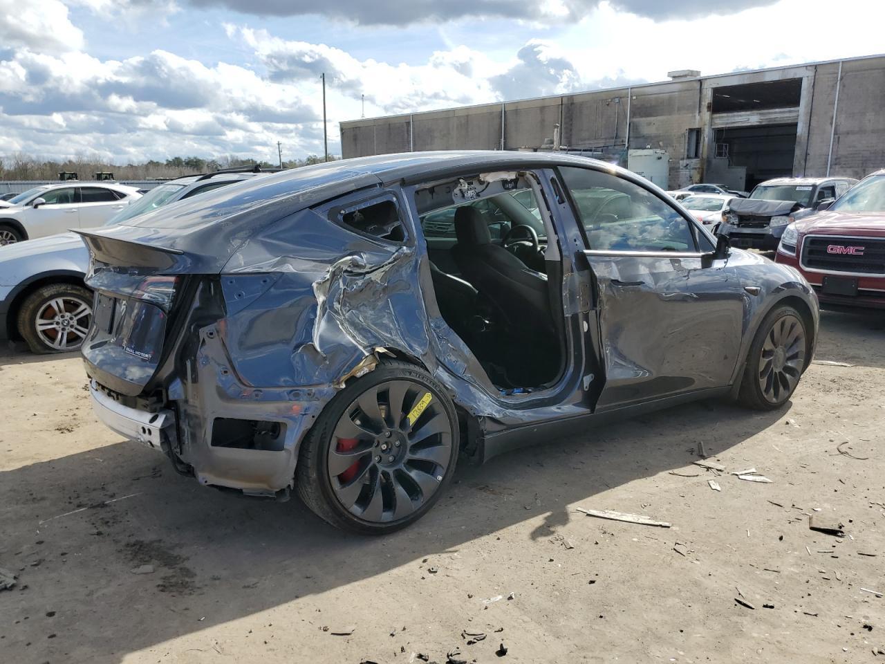 2022 TESLA MODEL Y - Image 3