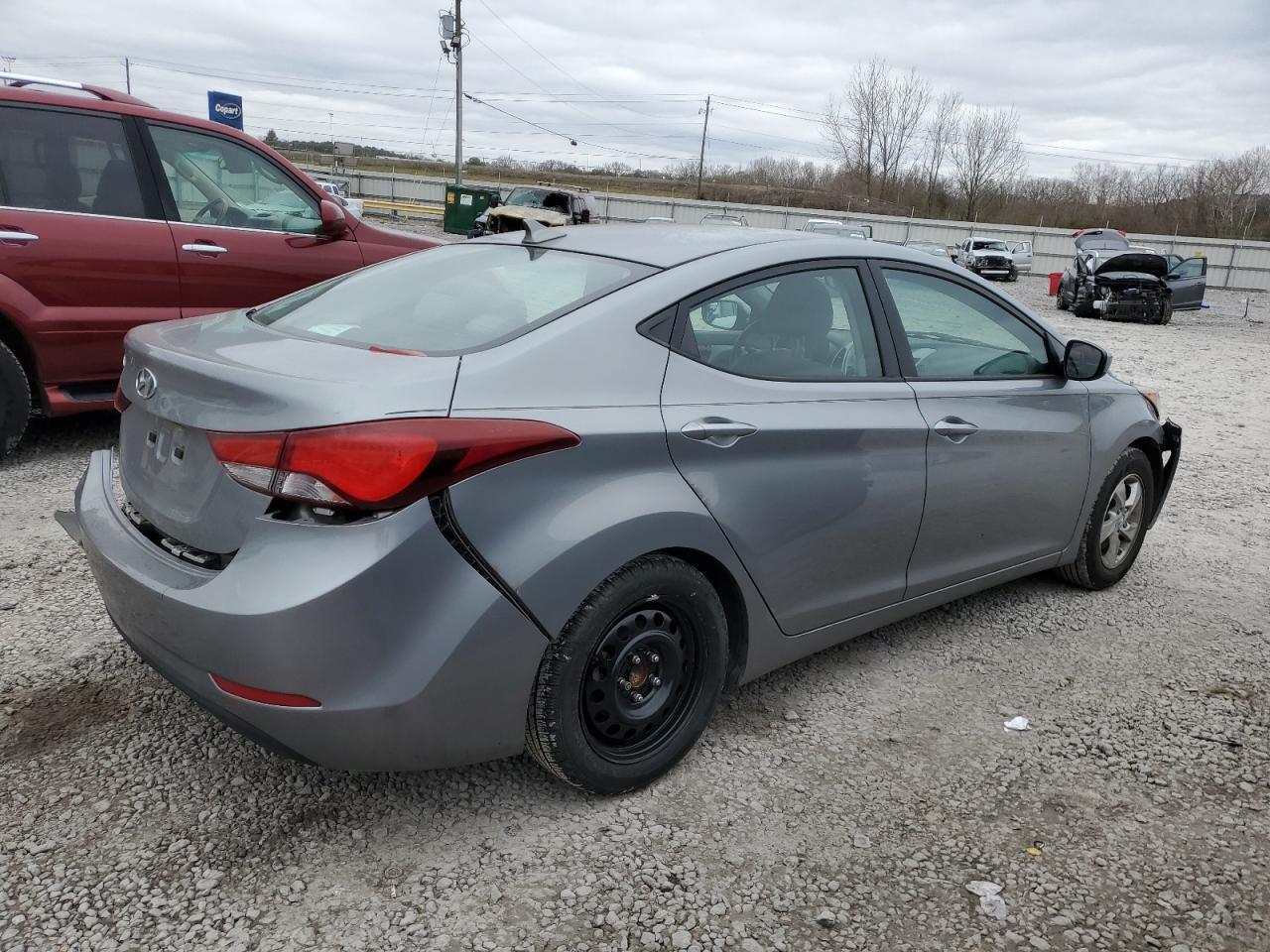 2015 HYUNDAI ELANTRA SE - Фото 3