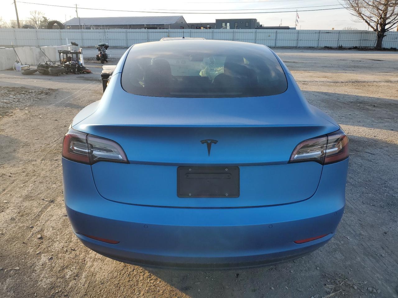 2021 TESLA MODEL 3 - Фото 6