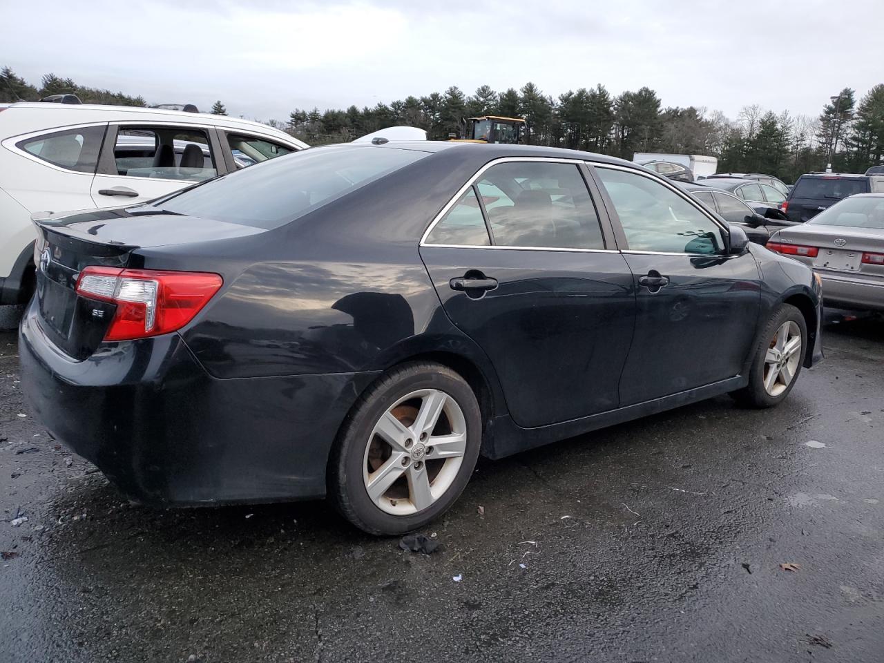 2012 TOYOTA CAMRY BASE - Фото 3