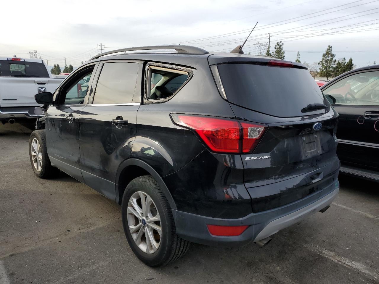 2019 FORD ESCAPE SEL - Фото 2