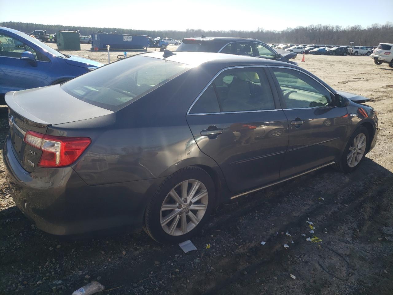 2012 TOYOTA CAMRY HYBR - Фото 3