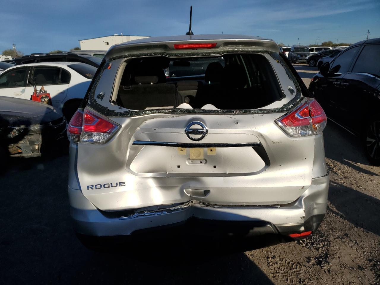 2016 NISSAN ROGUE S - Image 6