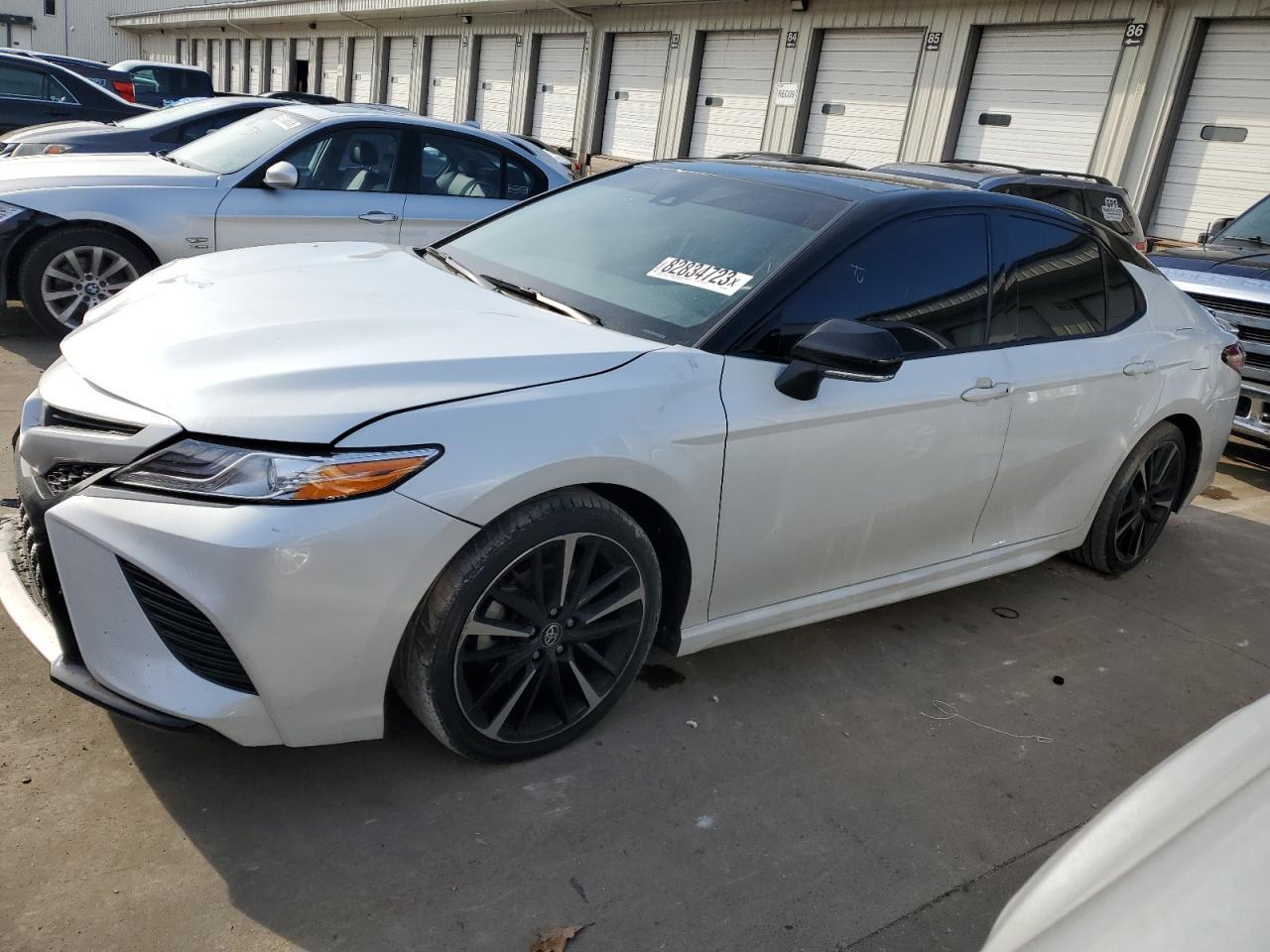 2020 TOYOTA CAMRY XSE car image