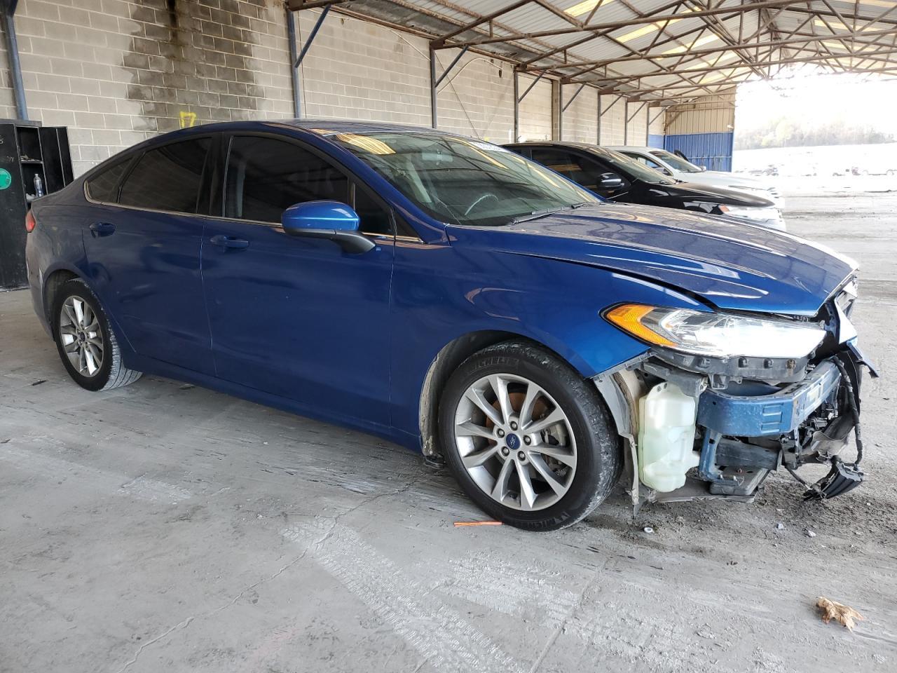 2017 FORD FUSION SE - Image 4