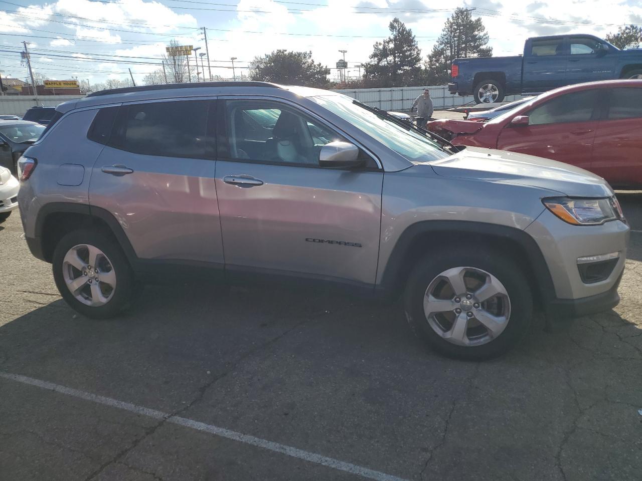 2019 JEEP COMPASS LA - Image 4