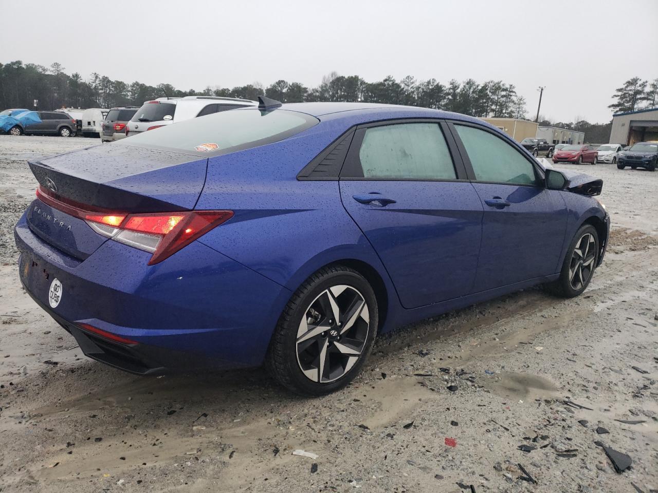 2023 HYUNDAI ELANTRA SE - Фото 3