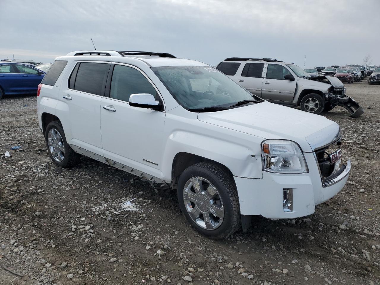 2012 GMC TERRAIN SL - Image 4