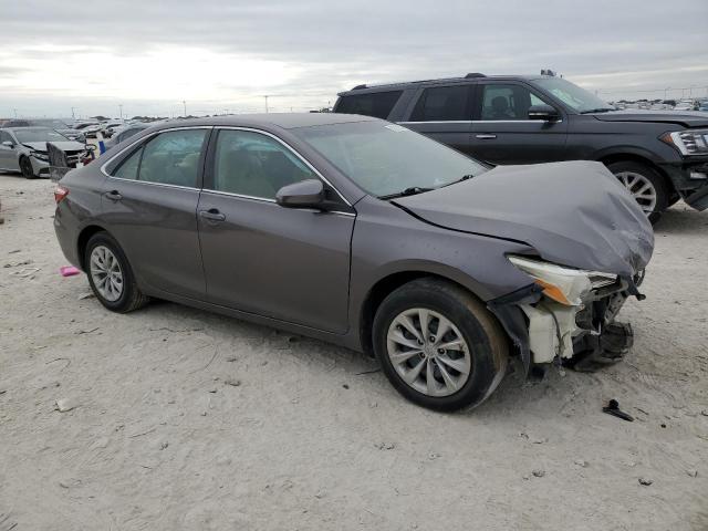 2015 Toyota Camry Le - Фото 4