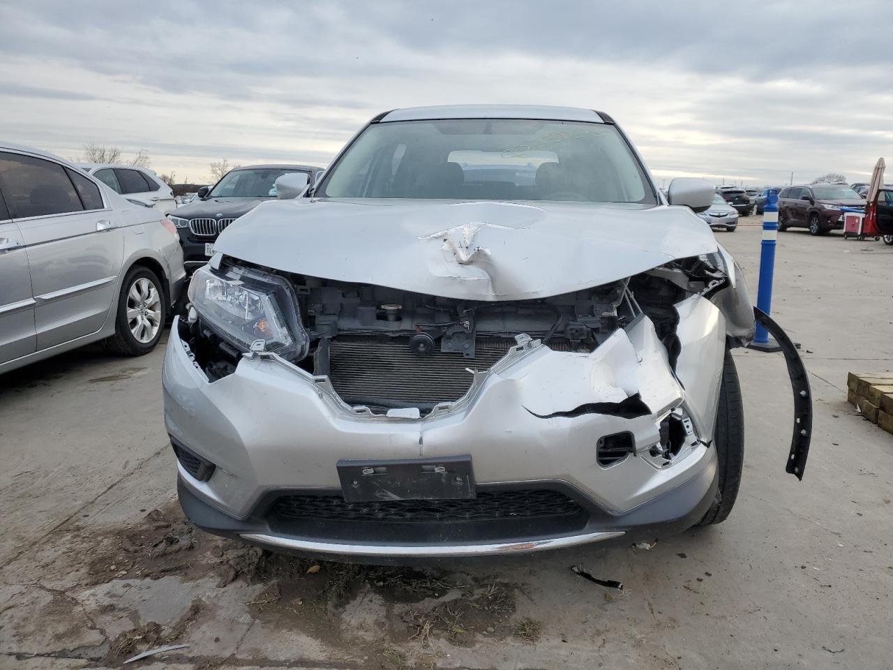 2016 NISSAN ROGUE S - Фото 5