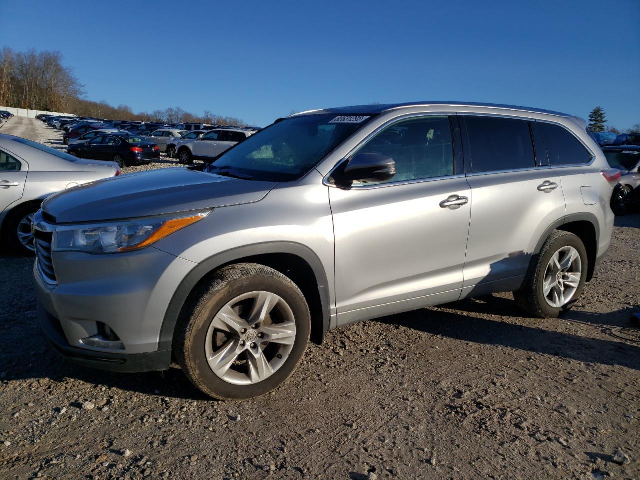 2015 TOYOTA HIGHLANDER