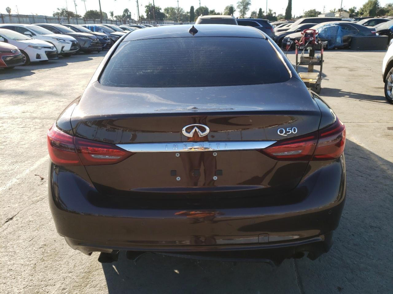 2018 INFINITI Q50 LUXE - Фото 6