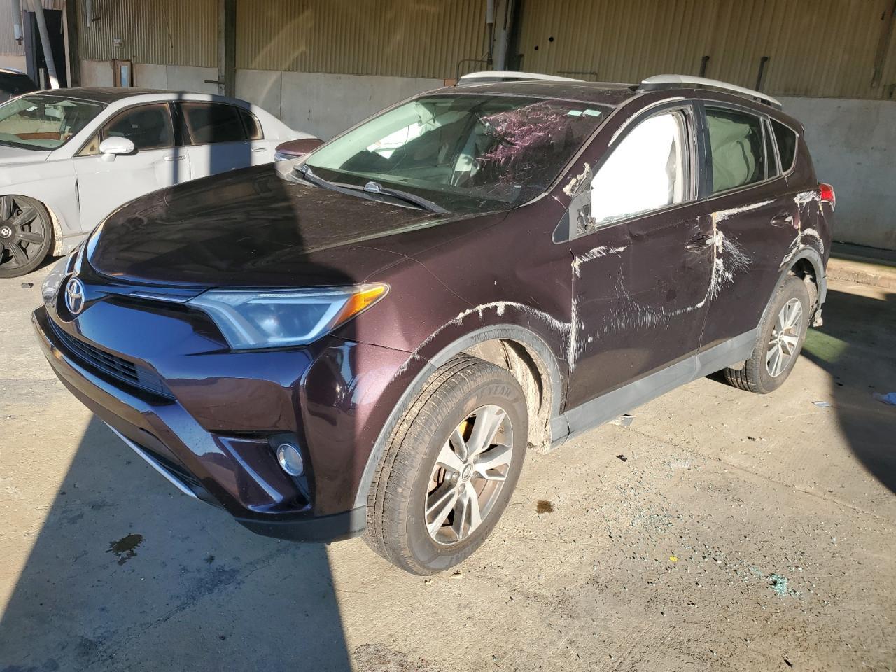 2016 TOYOTA RAV4 XLE