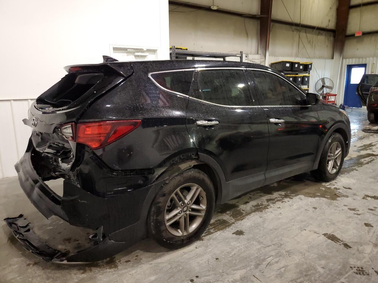 2017 HYUNDAI SANTA FE S - Image 3