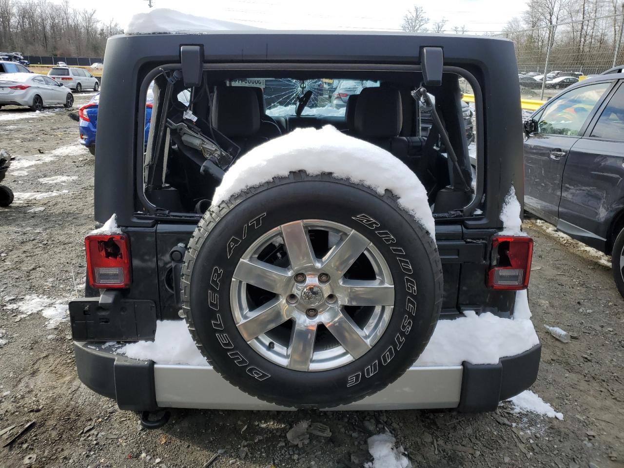 2015 JEEP WRANGLER U - Фото 6