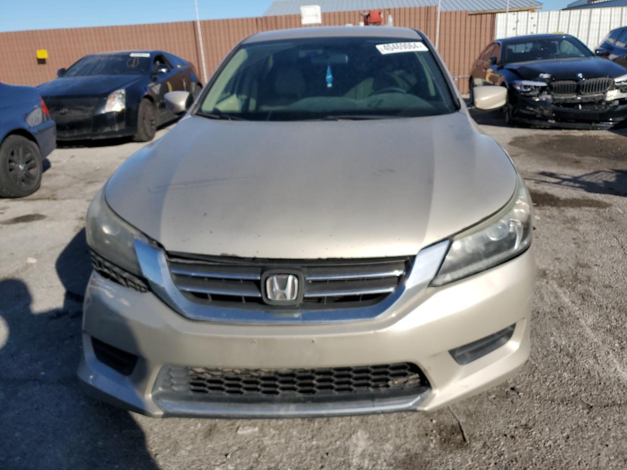 2014 HONDA ACCORD LX - Image 5