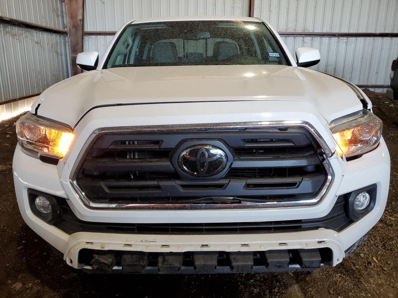 2018 TOYOTA TACOMA DOU - Фото 5