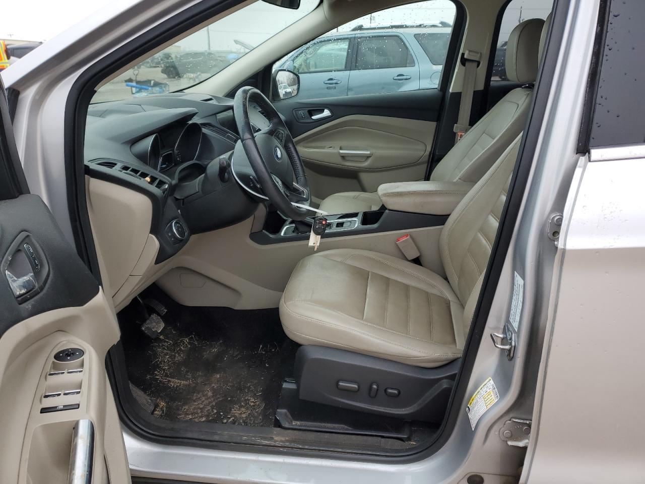2017 FORD ESCAPE SE - Фото 7