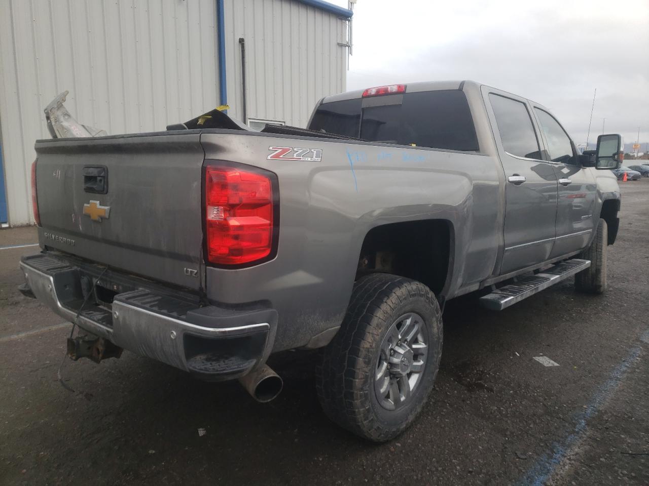 2017 CHEVROLET SILVERADO - Image 3