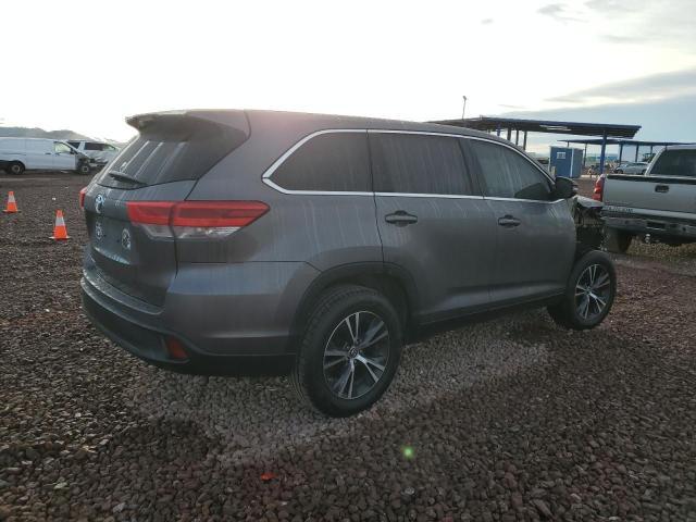 2019 Toyota Highlander Le - Фото 3