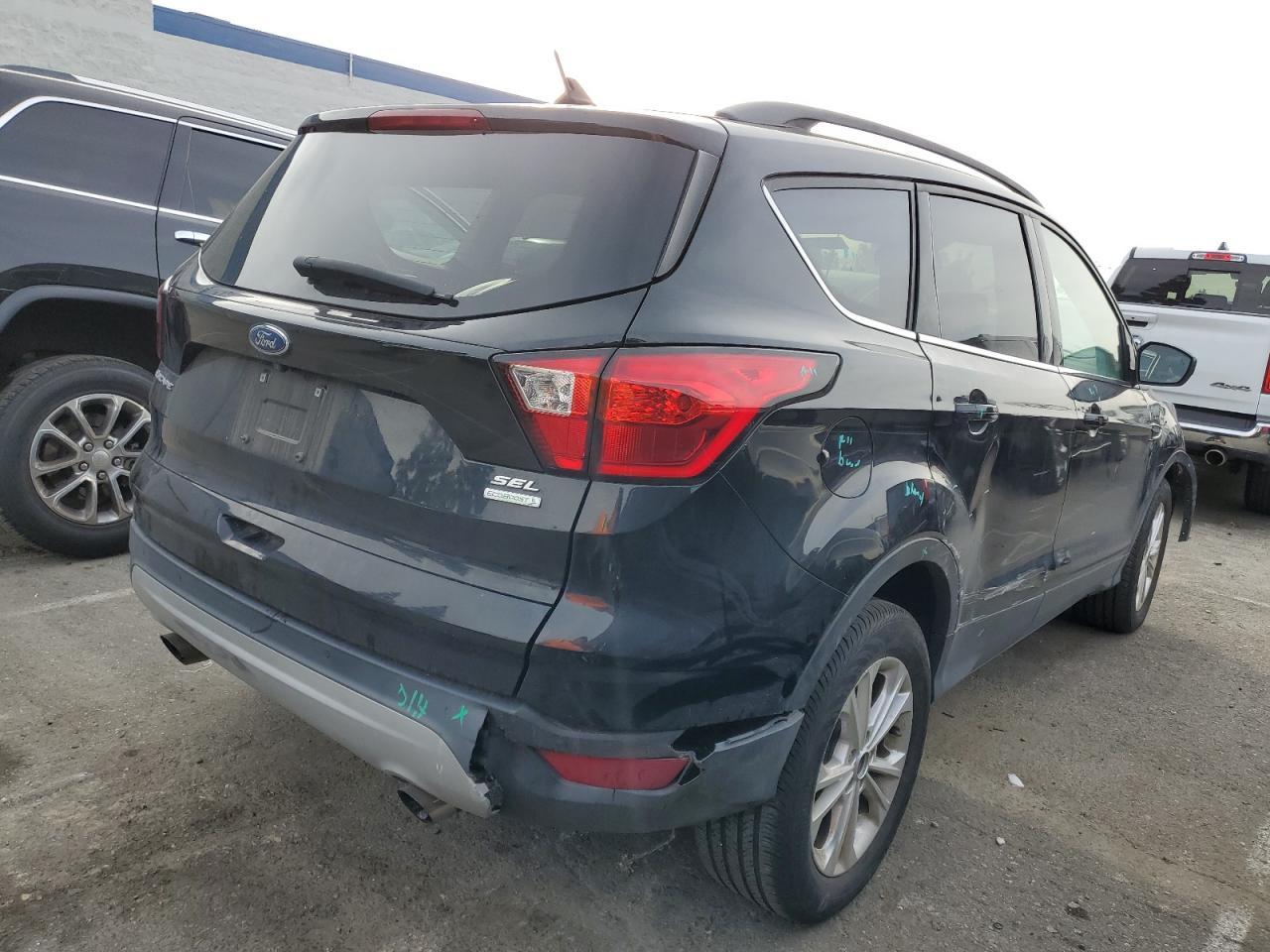 2019 FORD ESCAPE SEL - Фото 3