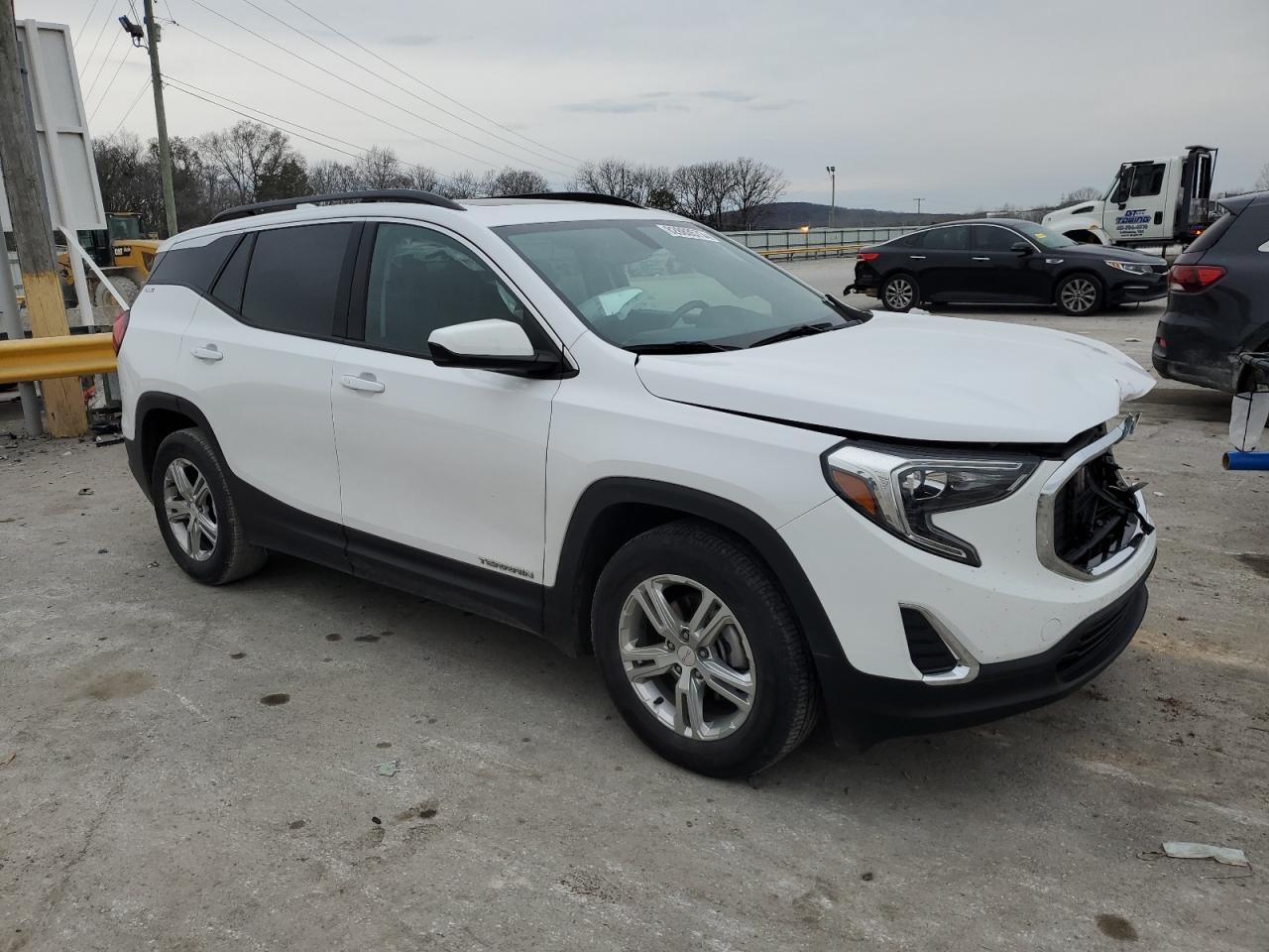 2018 GMC TERRAIN SL - Image 4