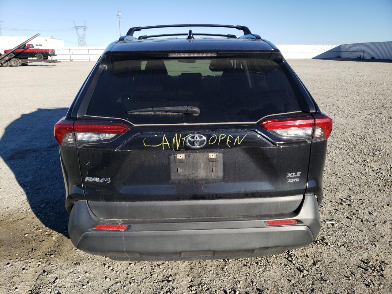 2020 TOYOTA RAV4 XLE - Image 6