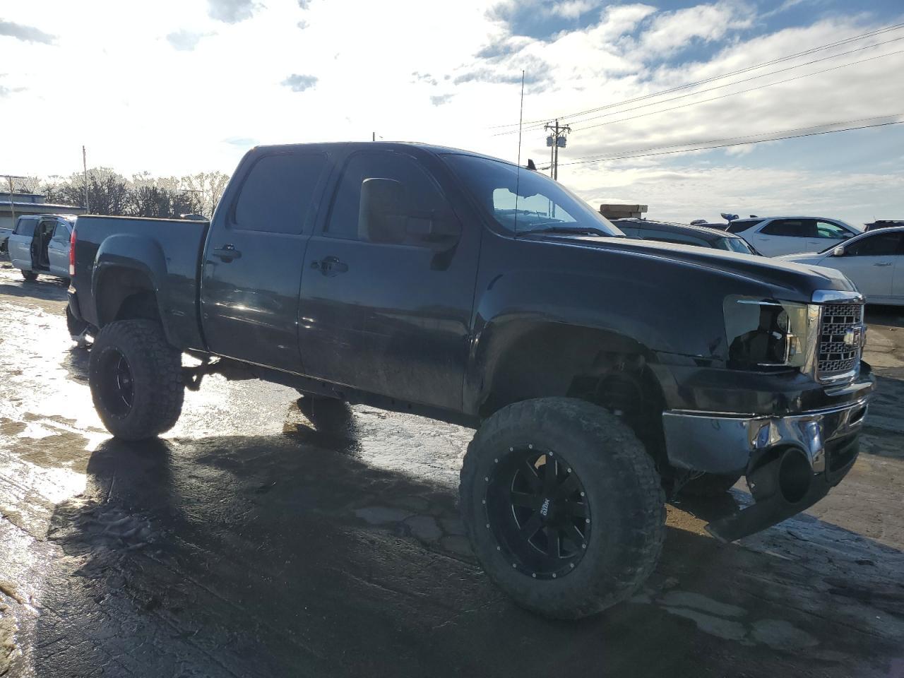 2011 GMC SIERRA K15 - Image 4