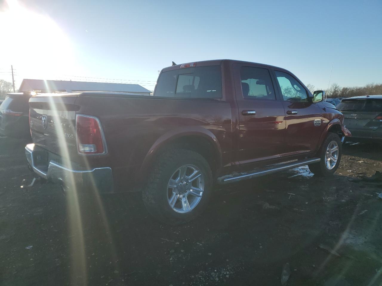 2014 RAM 1500 LONGH - Фото 3