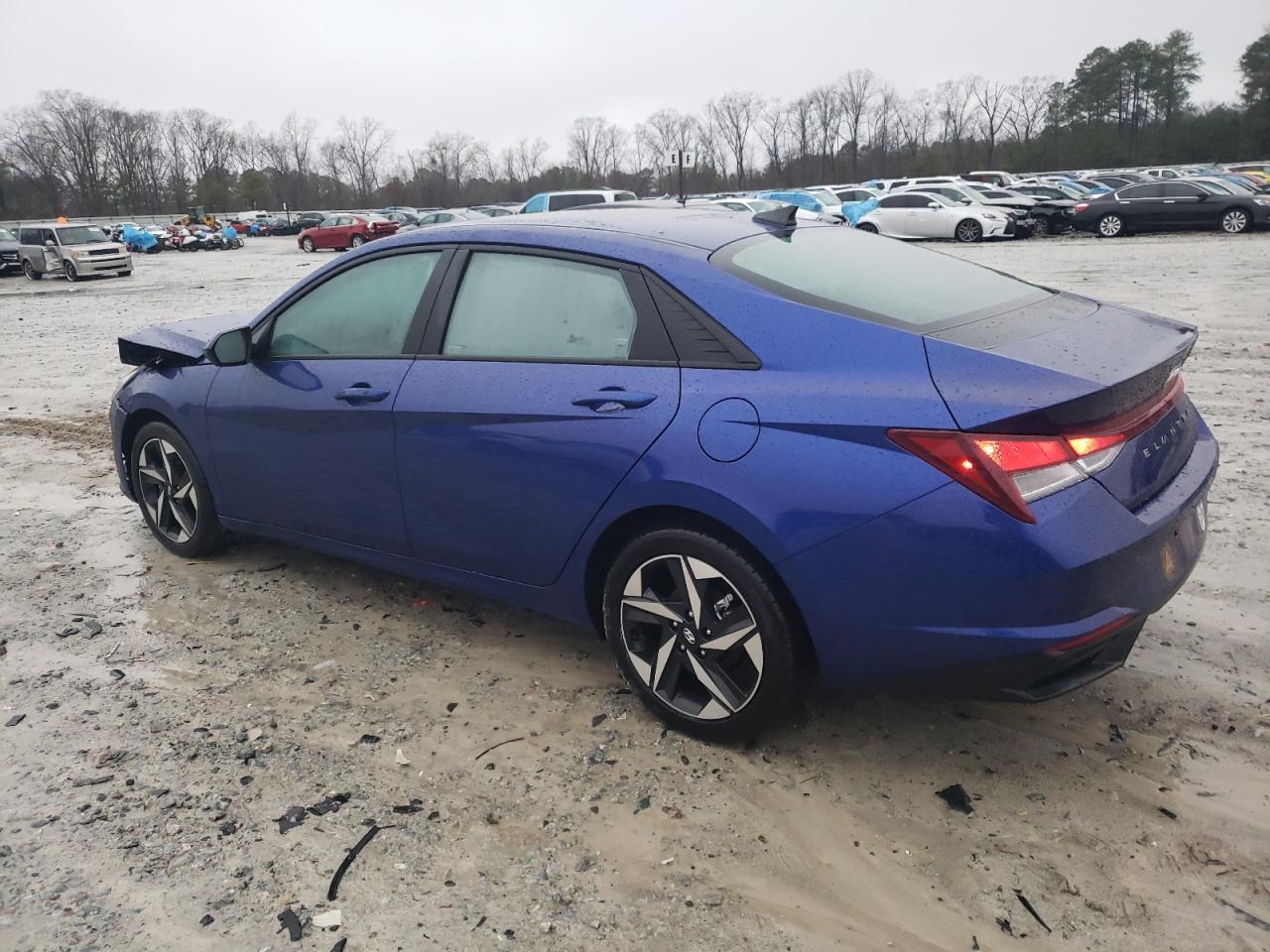 2023 HYUNDAI ELANTRA SE - Фото 2