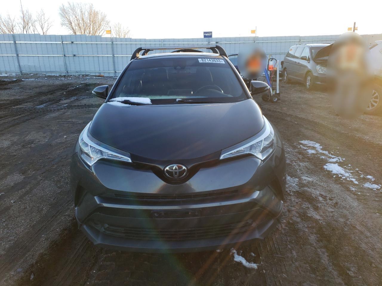 2018 TOYOTA C-HR XLE - Фото 5