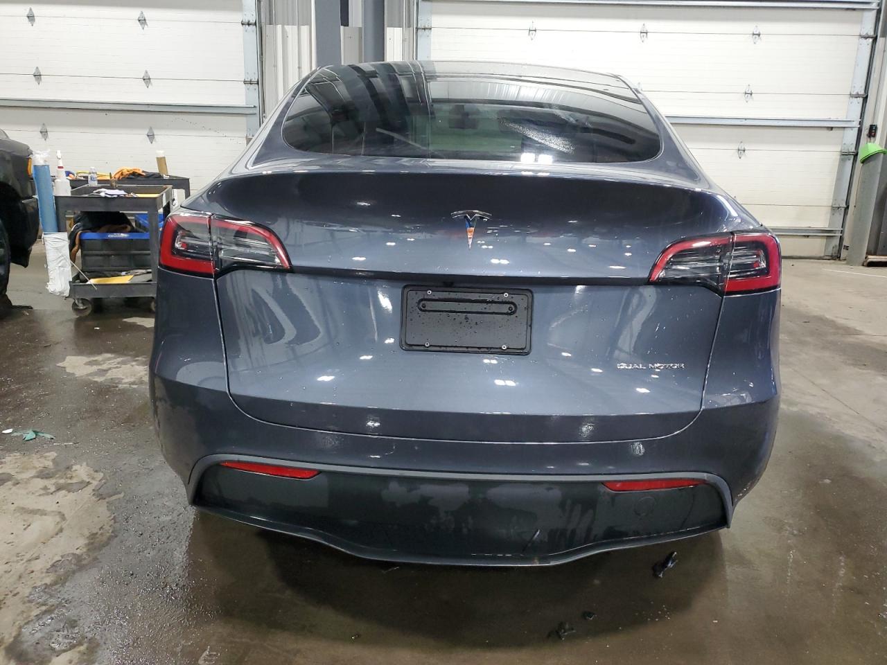 2023 TESLA MODEL Y - Фото 6