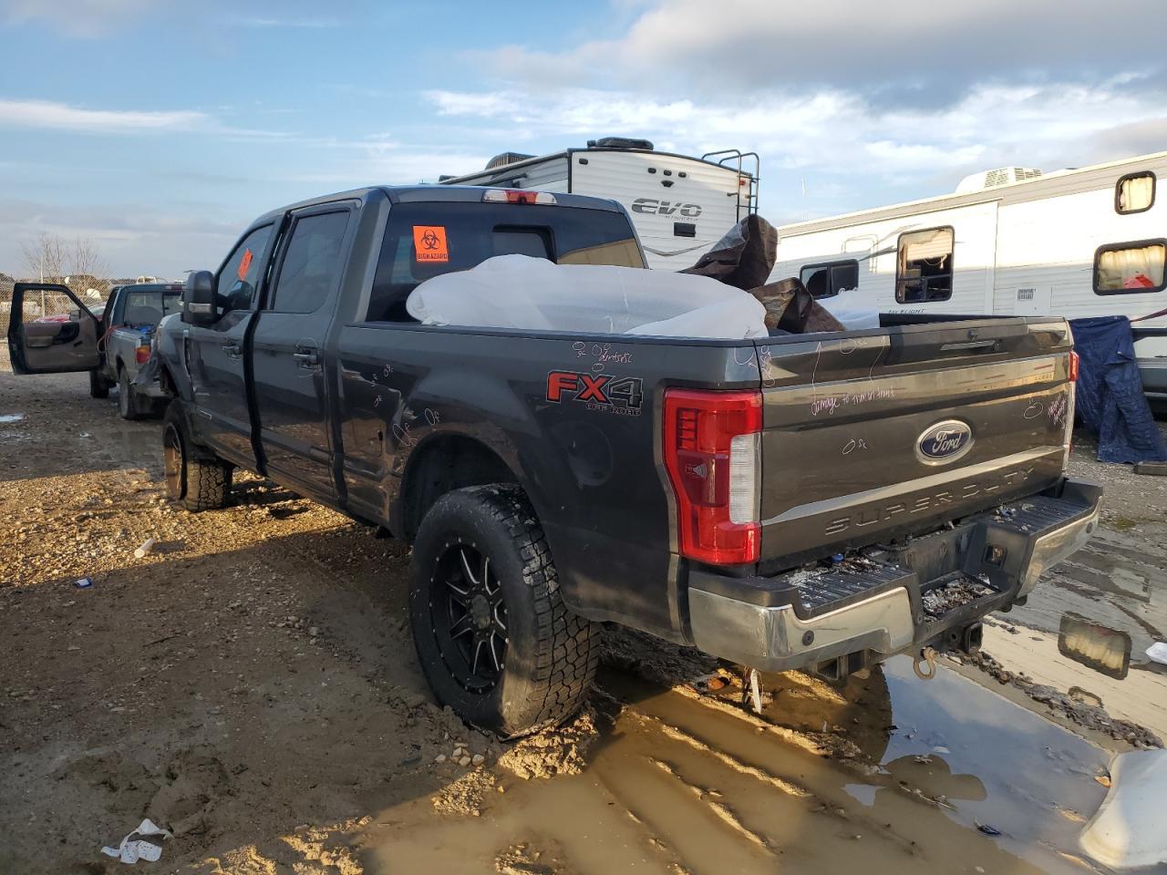 2017 FORD F250 SUPER - Image 2