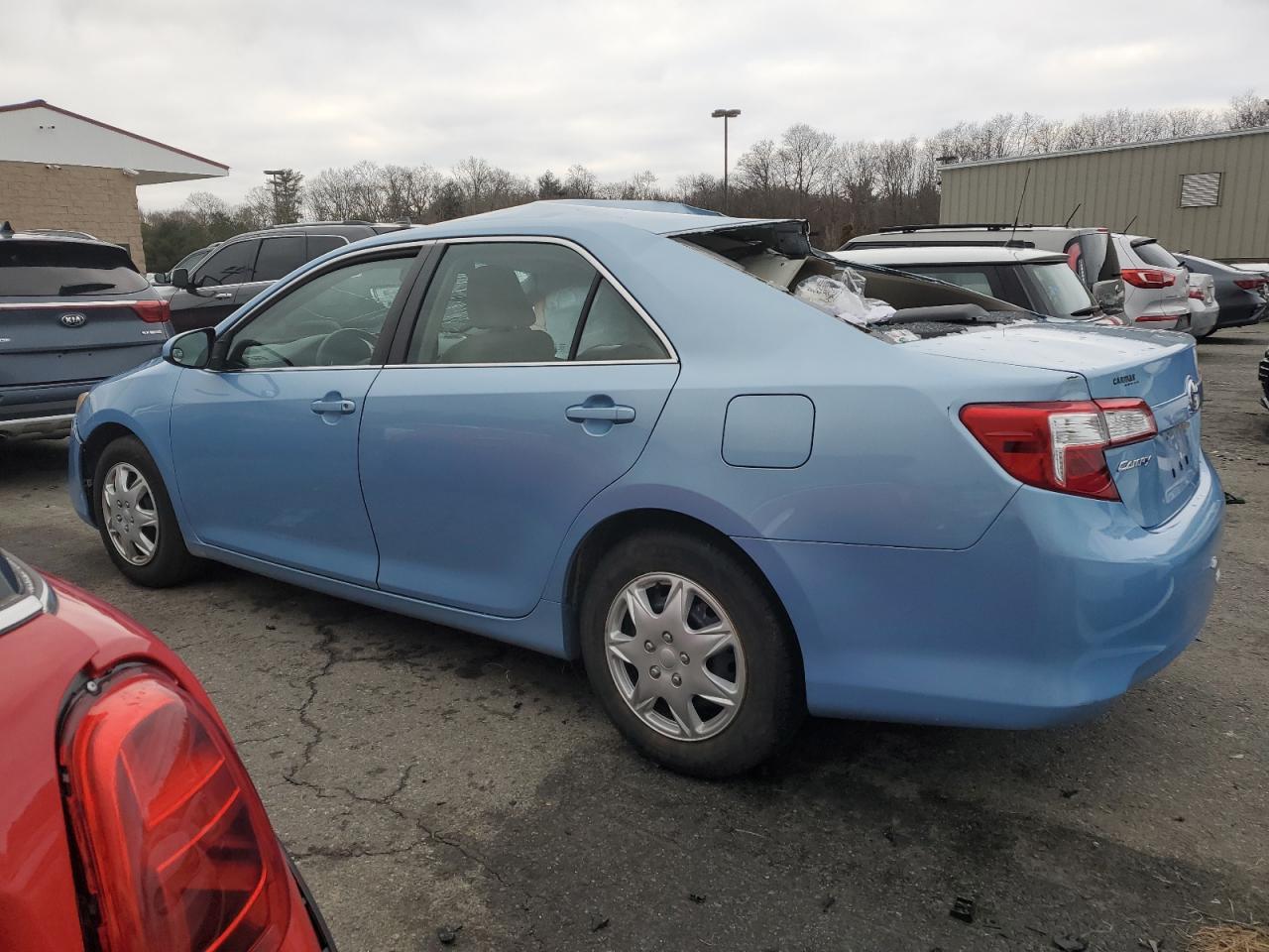 2012 TOYOTA CAMRY BASE - Фото 2
