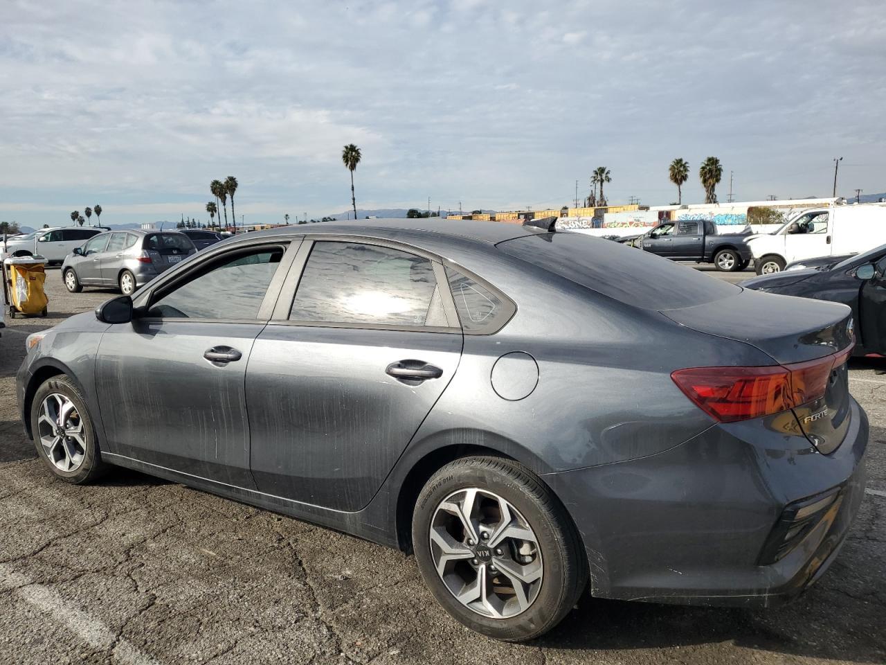 2021 KIA FORTE FE - Фото 2