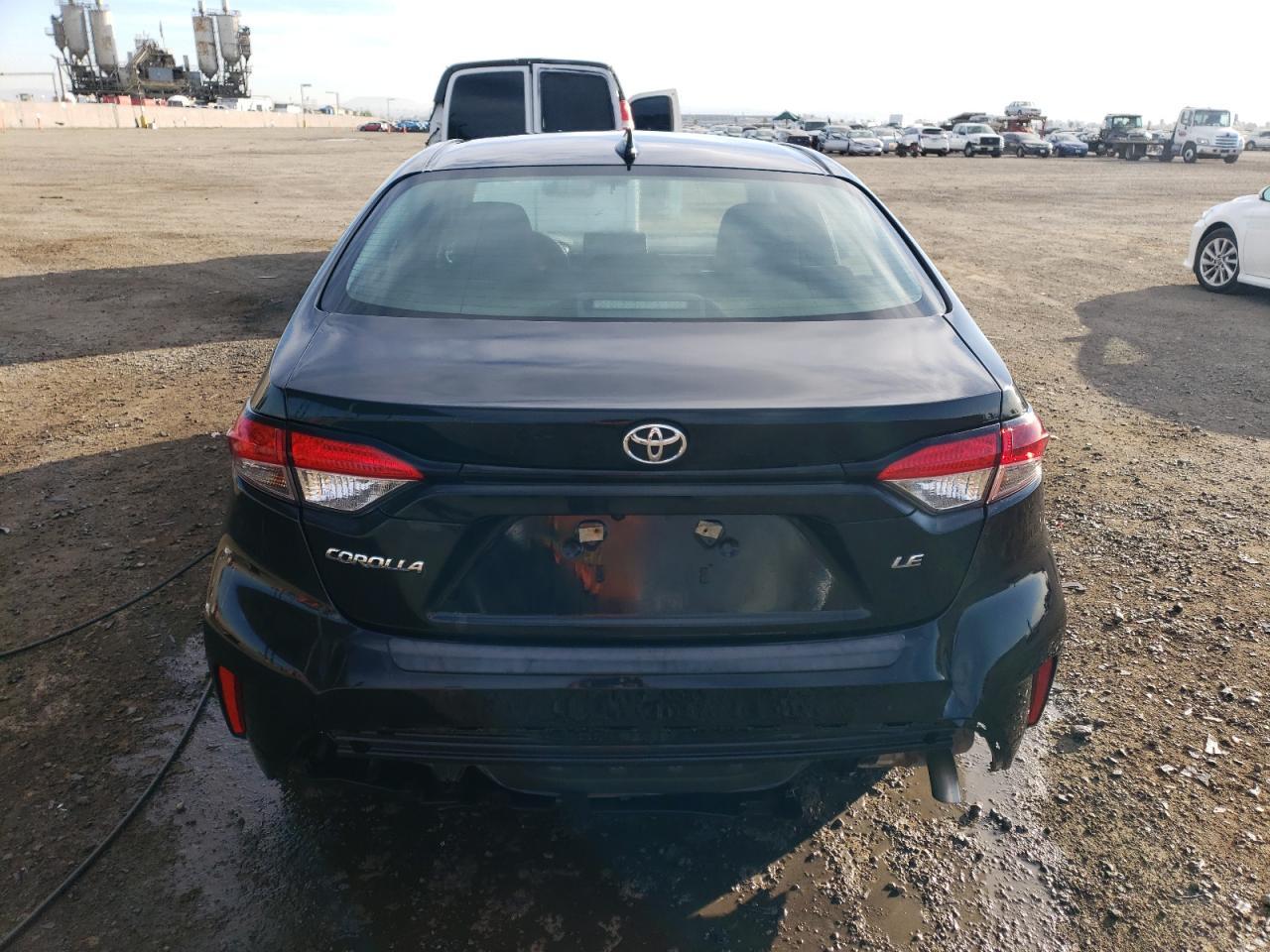 2021 TOYOTA COROLLA LE - Фото 6