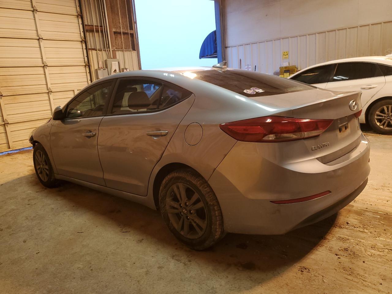 2017 HYUNDAI ELANTRA SE - Фото 2