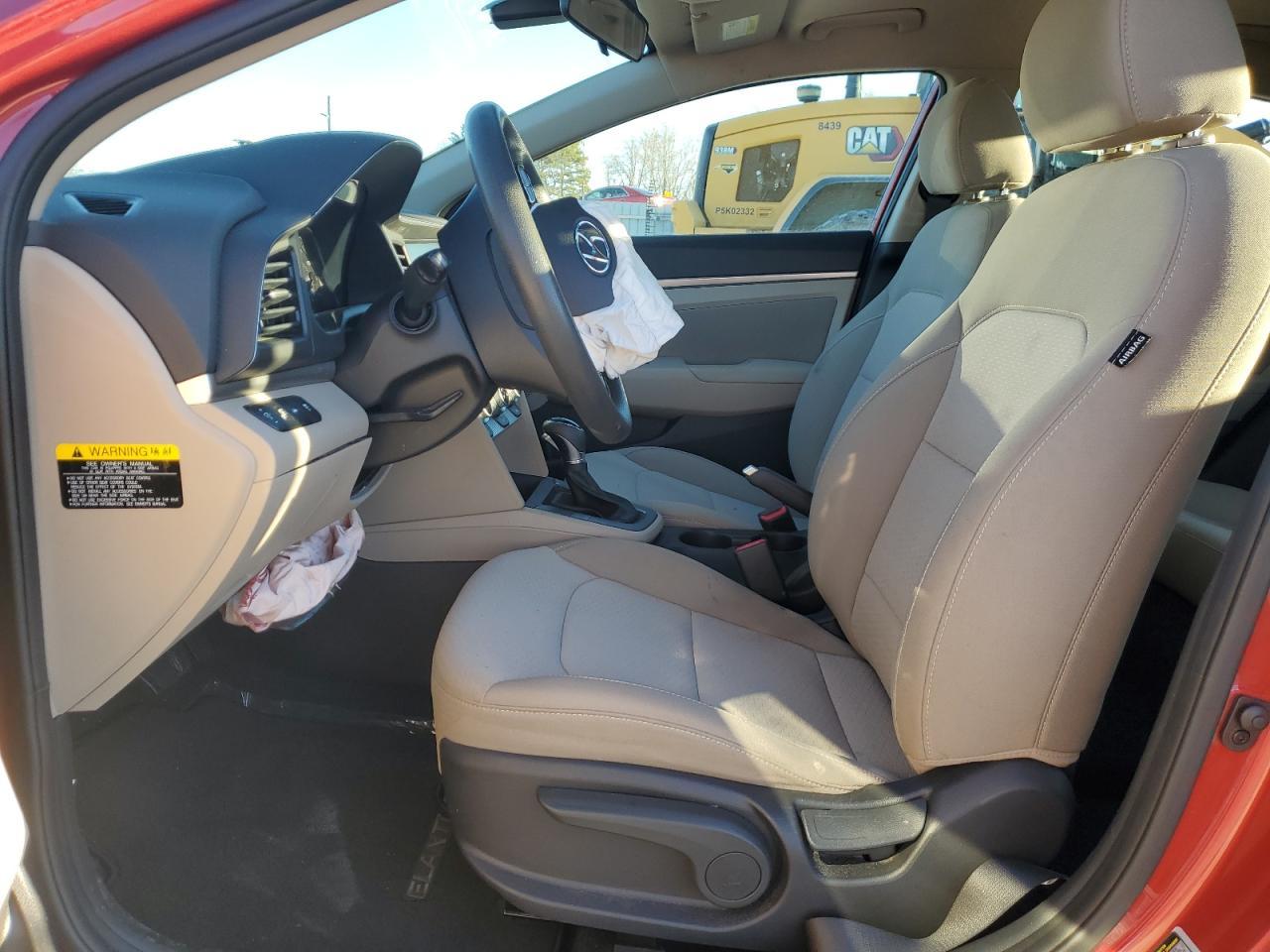 2019 HYUNDAI ELANTRA SE - Фото 7