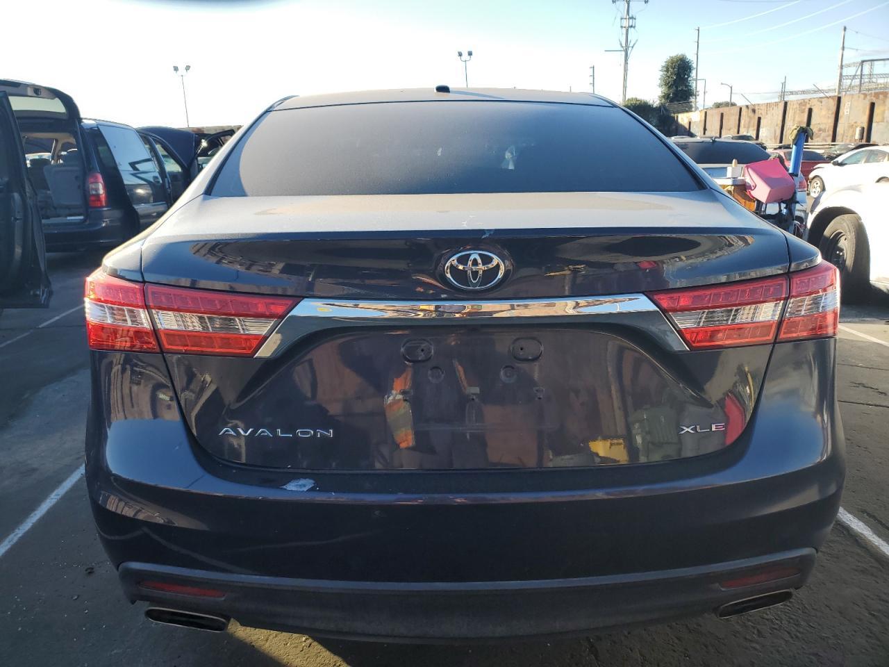 2015 TOYOTA AVALON XLE - Image 6