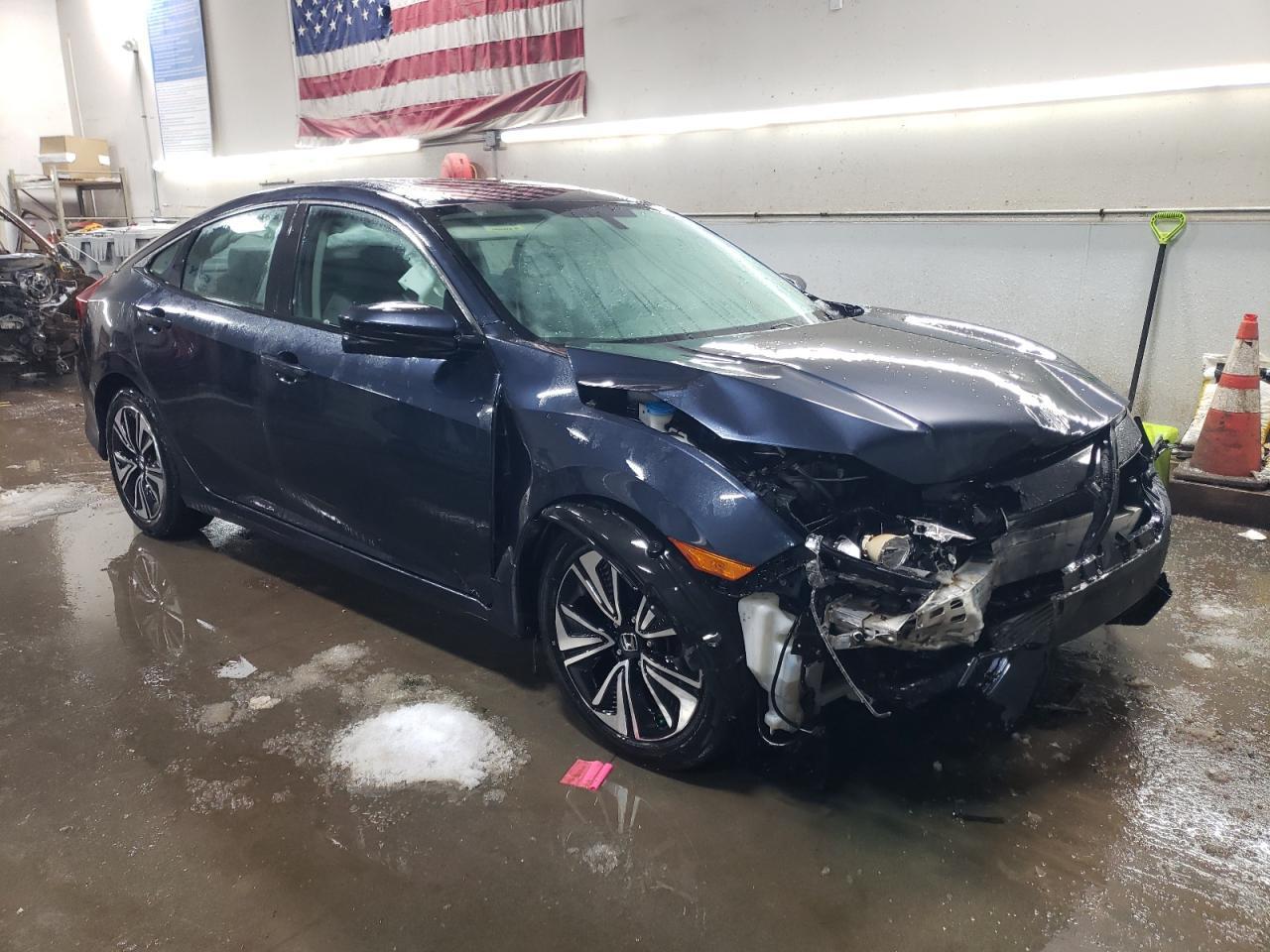 2017 HONDA CIVIC EXL - Image 4