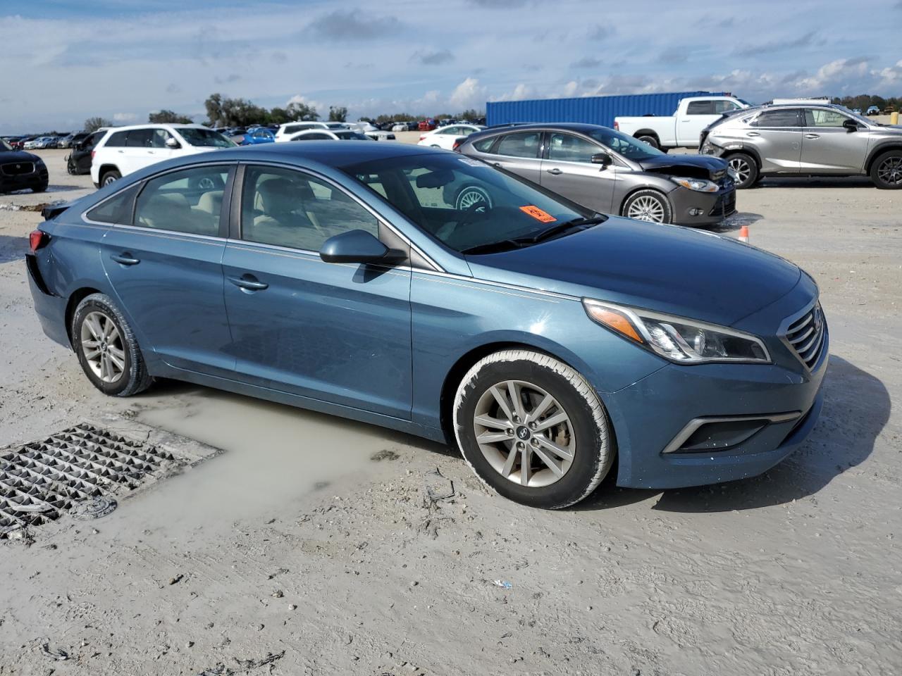 2017 HYUNDAI SONATA SE - Фото 4