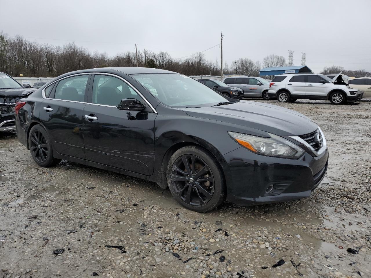 2017 NISSAN ALTIMA 2.5 - Image 4