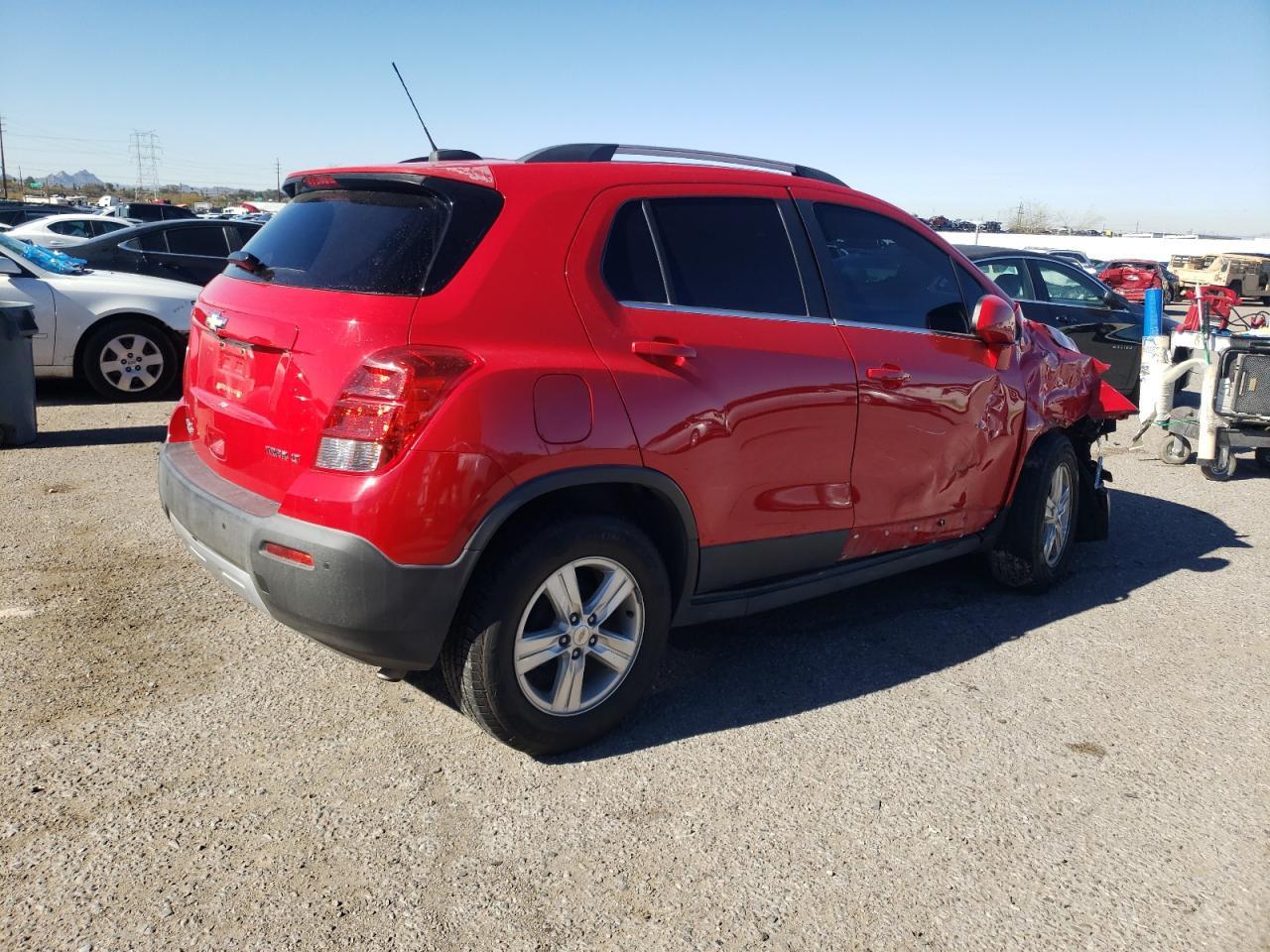 2015 CHEVROLET TRAX 1LT - Фото 3