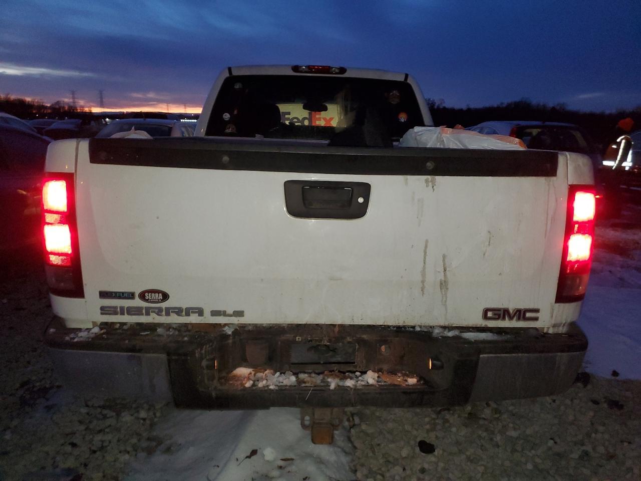 2011 GMC SIERRA K15 - Фото 6