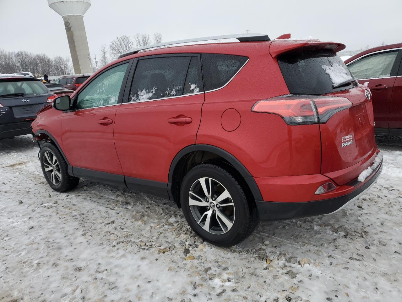 2016 TOYOTA RAV4 XLE - Фото 2